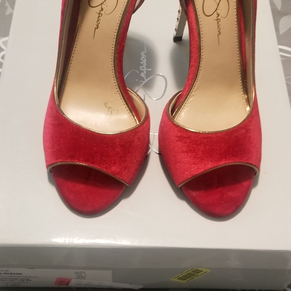 VELVET RED HEELS